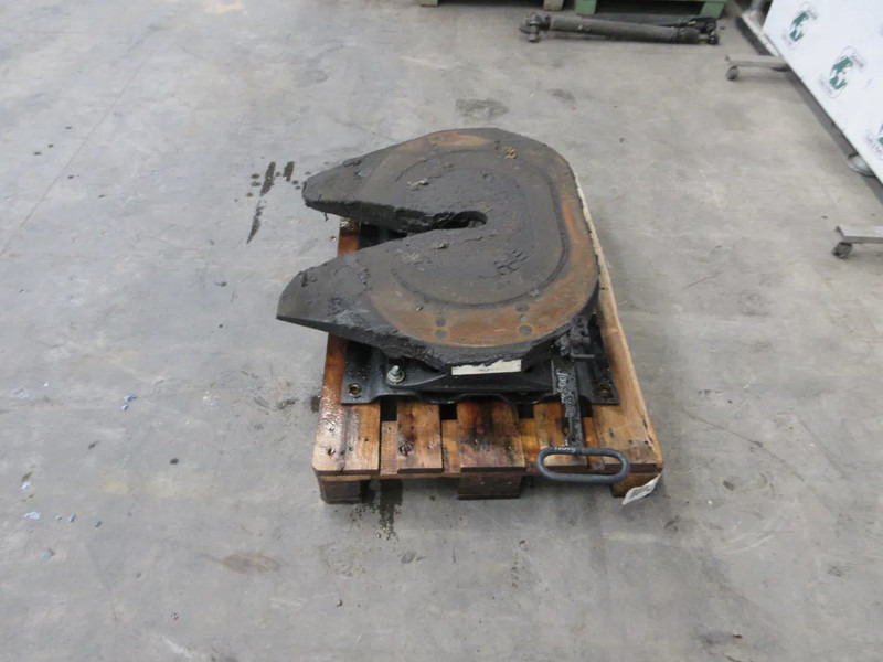 MAN 81.42710-6302 // JSK 37C-150-1Z9 // 81.42715-0037 81.42710-6302 // JSK 37C-150-1Z9 // 81.42715-0037 MAN 18.430 TGS 2023 - Quinta-roda por Camião: foto 2 MAN 81.42710-6302 // JSK 37C-150-1Z9 // 81.42715-0037 81.42710-6302 // JSK 37C-150-1Z9 // 81.42715-0037 MAN 18.430 TGS 2023 - Quinta-roda por Camião: foto 2