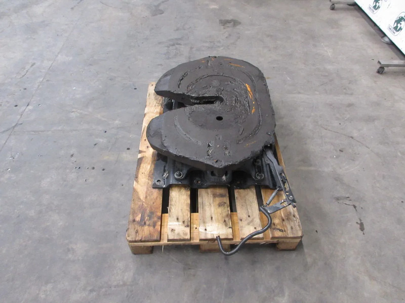 MAN 81.42710-6308 // 42KO-150-Z9 // 81.42715-0037 81.42710-6308 // 42KO-150-Z9 // 81.42715-0037 MAN 18.520 TGX MODEL 2024 - Quinta-roda por Camião: foto 2 MAN 81.42710-6308 // 42KO-150-Z9 // 81.42715-0037 81.42710-6308 // 42KO-150-Z9 // 81.42715-0037 MAN 18.520 TGX MODEL 2024 - Quinta-roda por Camião: foto 2