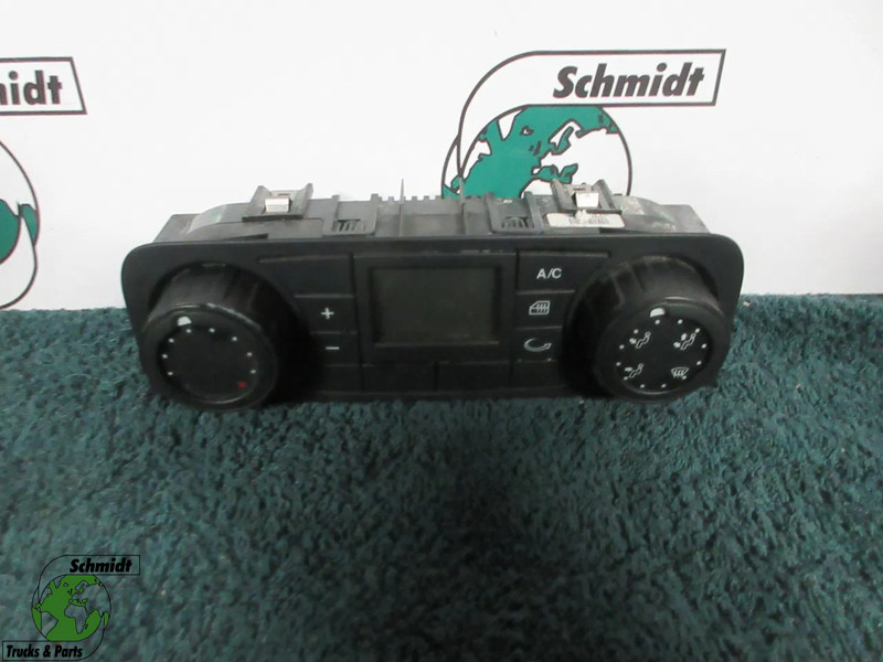 MAN 81.61990-6094 // 81.61990-6122 KACHEL BEDIENING MAN TGX TGS 2020 - Sistema elétrico por Camião: foto 1 MAN 81.61990-6094 // 81.61990-6122 KACHEL BEDIENING MAN TGX TGS 2020 - Sistema elétrico por Camião: foto 1