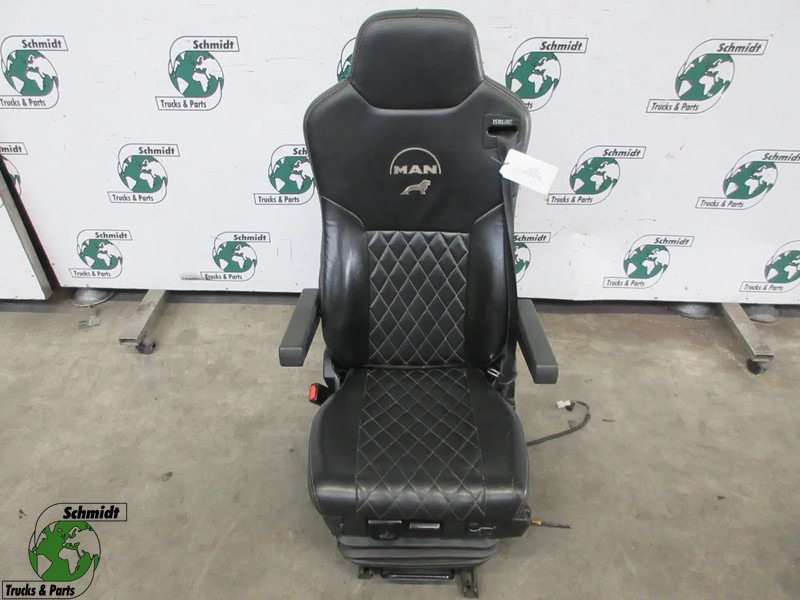 MAN 81.62307-6531//81.62307-6529//81.62307-6562//81.62307-6558 STOELEN SET - Banco por Camião: foto 1 MAN 81.62307-6531//81.62307-6529//81.62307-6562//81.62307-6558 STOELEN SET - Banco por Camião: foto 1