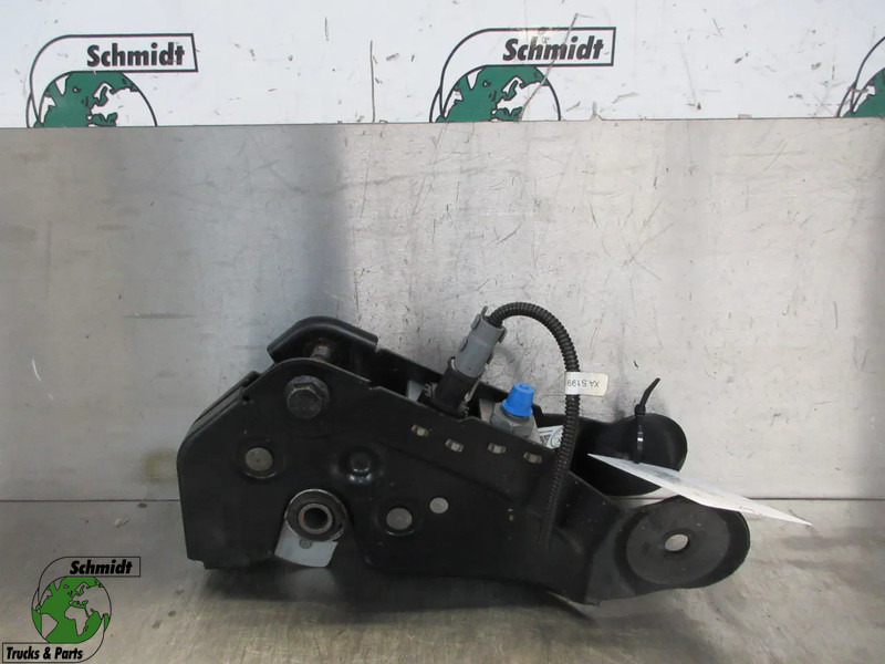 MAN 85.61851-6012 CABIENESLOT MAN TGM 18.250 EURO 6 R+L - Suspensão da cabina por Camião: foto 1 MAN 85.61851-6012 CABIENESLOT MAN TGM 18.250 EURO 6 R+L - Suspensão da cabina por Camião: foto 1