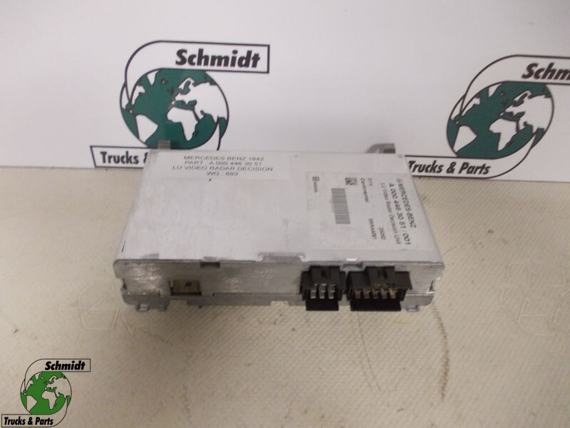 Mercedes-Benz A 000 446 30 51 radar modulator - Sistema elétrico por Camião: foto 1 Mercedes-Benz A 000 446 30 51 radar modulator - Sistema elétrico por Camião: foto 1