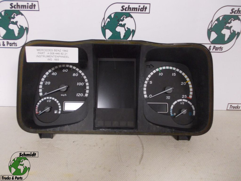 Mercedes-Benz A 008 446 82 21 // 1842 MP 4 - Painel de instrumentos por Camião: foto 1 Mercedes-Benz A 008 446 82 21 // 1842 MP 4 - Painel de instrumentos por Camião: foto 1