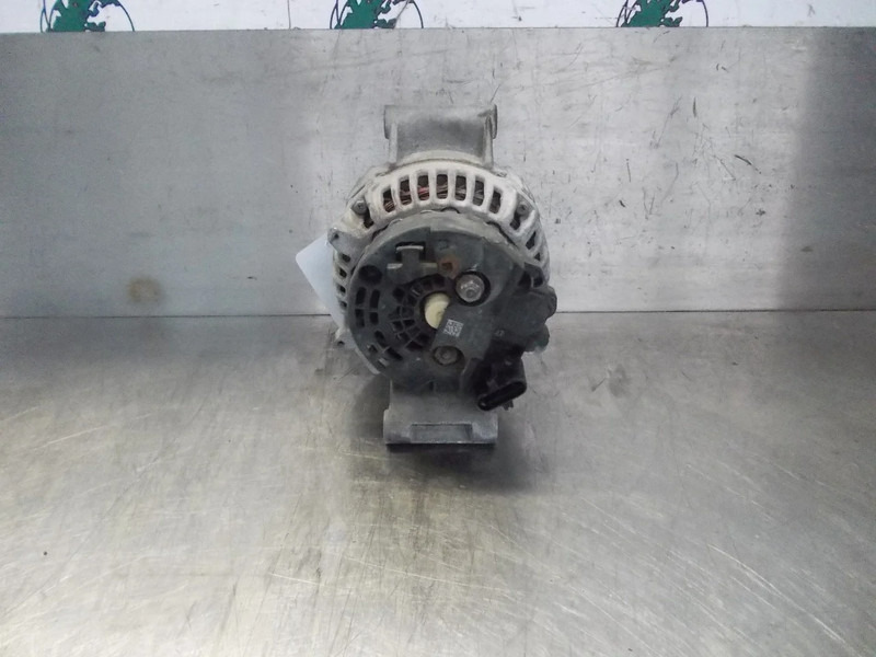 Mercedes-Benz A 015 154 21 02 DYNAMO BENZ 1845 MP 5 EURO 6 - Alternador por Camião: foto 3 Mercedes-Benz A 015 154 21 02 DYNAMO BENZ 1845 MP 5 EURO 6 - Alternador por Camião: foto 3