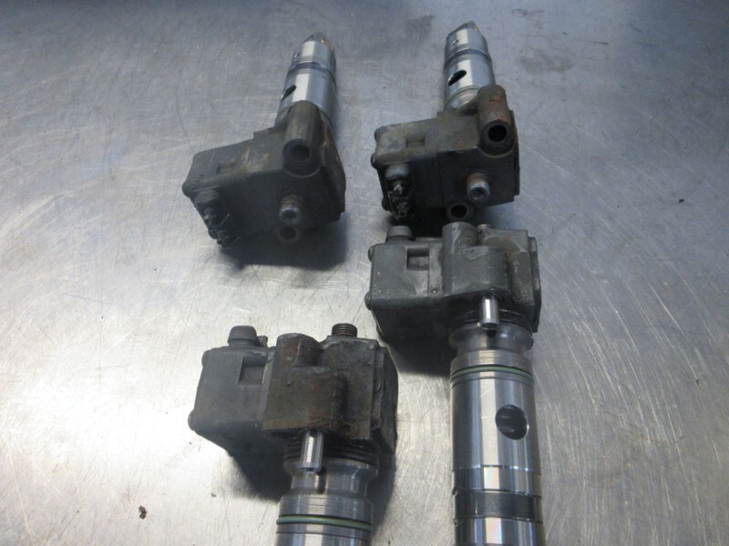 Mercedes-Benz A 028 074 63 02 INJECTORS MERCEDES AXOR EURO 5 - Filtro de combustível por Camião: foto 2 Mercedes-Benz A 028 074 63 02 INJECTORS MERCEDES AXOR EURO 5 - Filtro de combustível por Camião: foto 2
