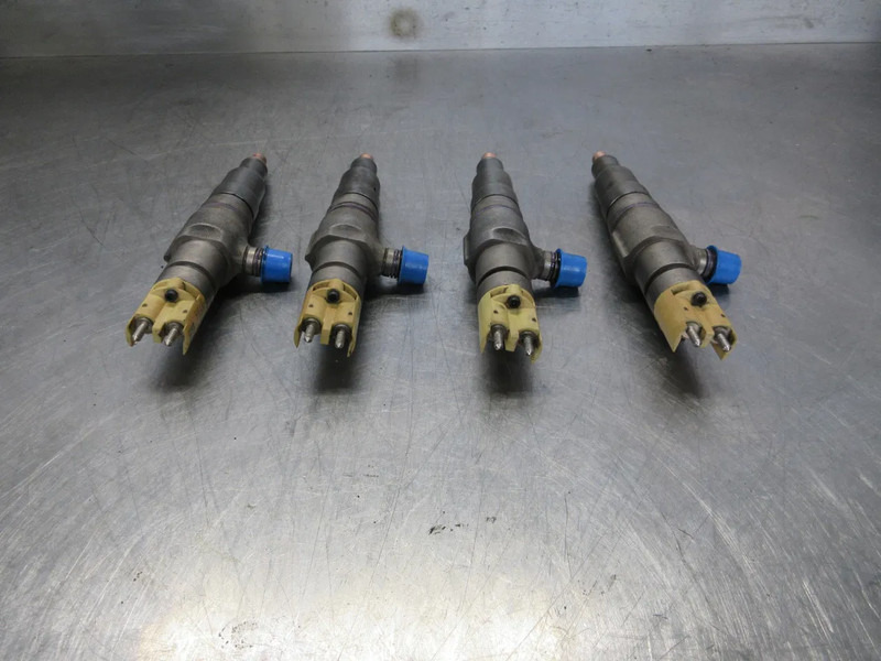 Mercedes-Benz A 936 070 17 87 // A 936 070 21 87 // A 936 178 70 02 INJECTORS DEMO MERCEDES OM 936LA EURO 6 - Filtro de combustível por Camião: foto 3 Mercedes-Benz A 936 070 17 87 // A 936 070 21 87 // A 936 178 70 02 INJECTORS DEMO MERCEDES OM 936LA EURO 6 - Filtro de combustível por Camião: foto 3