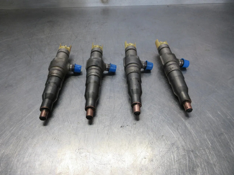 Mercedes-Benz A 936 070 17 87 // A 936 070 21 87 // A 936 178 70 02 INJECTORS DEMO MERCEDES OM 936LA EURO 6 - Filtro de combustível por Camião: foto 4 Mercedes-Benz A 936 070 17 87 // A 936 070 21 87 // A 936 178 70 02 INJECTORS DEMO MERCEDES OM 936LA EURO 6 - Filtro de combustível por Camião: foto 4