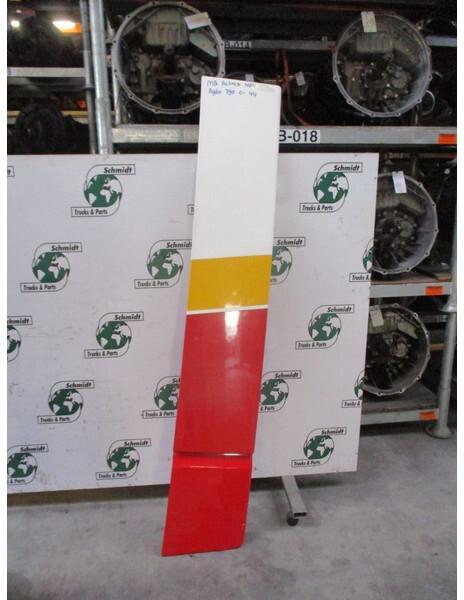 Mercedes-Benz A 960 790 01 44 MERCEDES BENZ 1845 PM 4 Zij Spoiler Links - Cabine e interior por Camião: foto 3 Mercedes-Benz A 960 790 01 44 MERCEDES BENZ 1845 PM 4 Zij Spoiler Links - Cabine e interior por Camião: foto 3