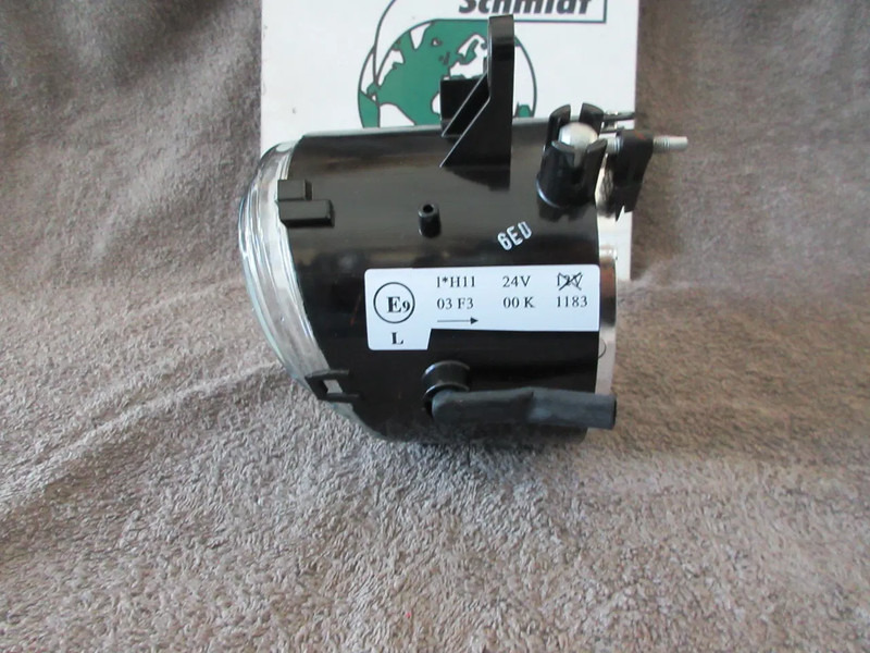 Mercedes-Benz A 960 820 04 56 // A 960 820 05 56 R+L MISTLAMP NIEUWE ACTROS MP4 - Farol nevoeiro por Camião: foto 2 Mercedes-Benz A 960 820 04 56 // A 960 820 05 56 R+L MISTLAMP NIEUWE ACTROS MP4 - Farol nevoeiro por Camião: foto 2