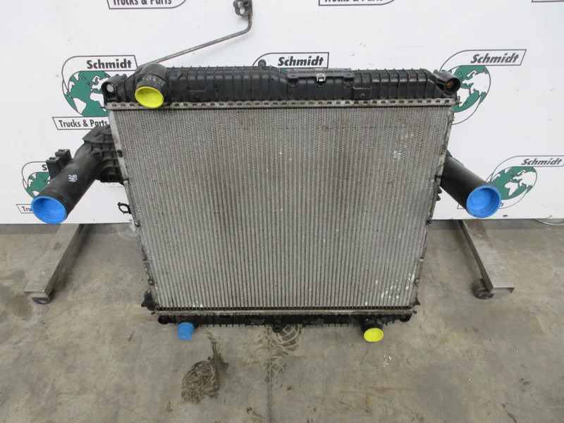 Mercedes-Benz A 967 500 03 01 // A 967 500 06 01 RADIATEUR INTERCOOLER ATEGO 1221 EURO 6 - Radiador por Camião: foto 4 Mercedes-Benz A 967 500 03 01 // A 967 500 06 01 RADIATEUR INTERCOOLER ATEGO 1221 EURO 6 - Radiador por Camião: foto 4