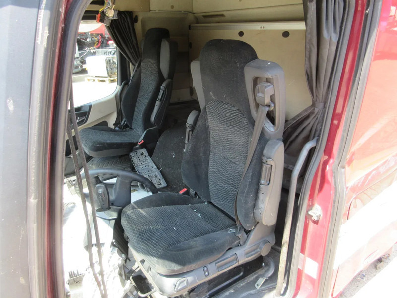 Mercedes-Benz MERCEDES BENZ 1840 ACTROS CABINE VOOR ONDERDEEL DONOR EURO 6 - Cabine e interior por Camião: foto 5 Mercedes-Benz MERCEDES BENZ 1840 ACTROS CABINE VOOR ONDERDEEL DONOR EURO 6 - Cabine e interior por Camião: foto 5