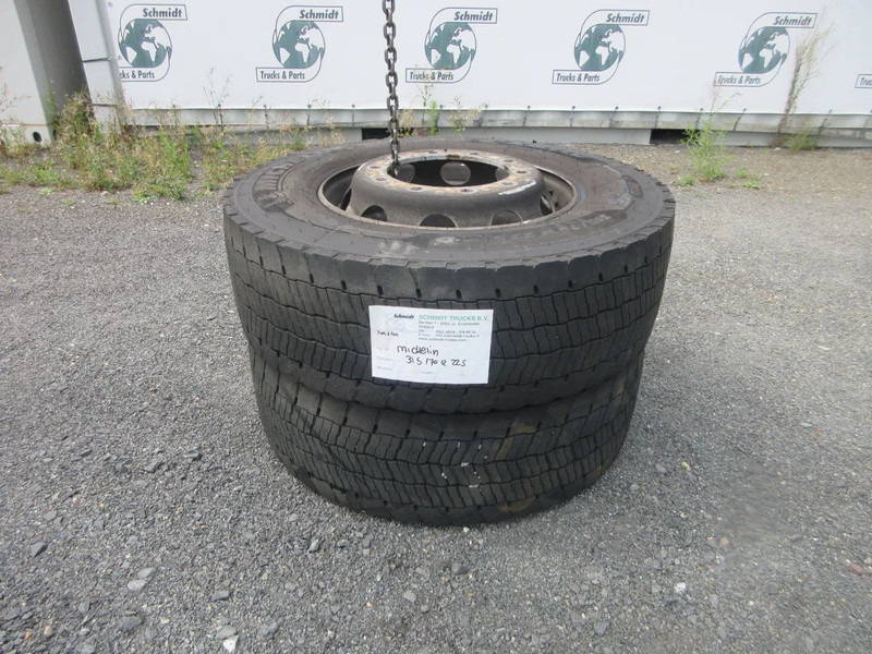 Michelin 315/70R22.5 // 2 X ACHTER BAND MET STAAL WIEL - Pneu por Camião: foto 3 Michelin 315/70R22.5 // 2 X ACHTER BAND MET STAAL WIEL - Pneu por Camião: foto 3