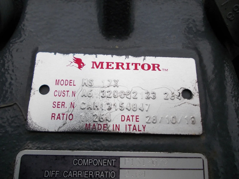 Renault 7420837794//7420836794/RATIO 2,64 MS 17X RENAULT T SERIE - Eixo traseiro por Camião: foto 5 Renault 7420837794//7420836794/RATIO 2,64 MS 17X RENAULT T SERIE - Eixo traseiro por Camião: foto 5