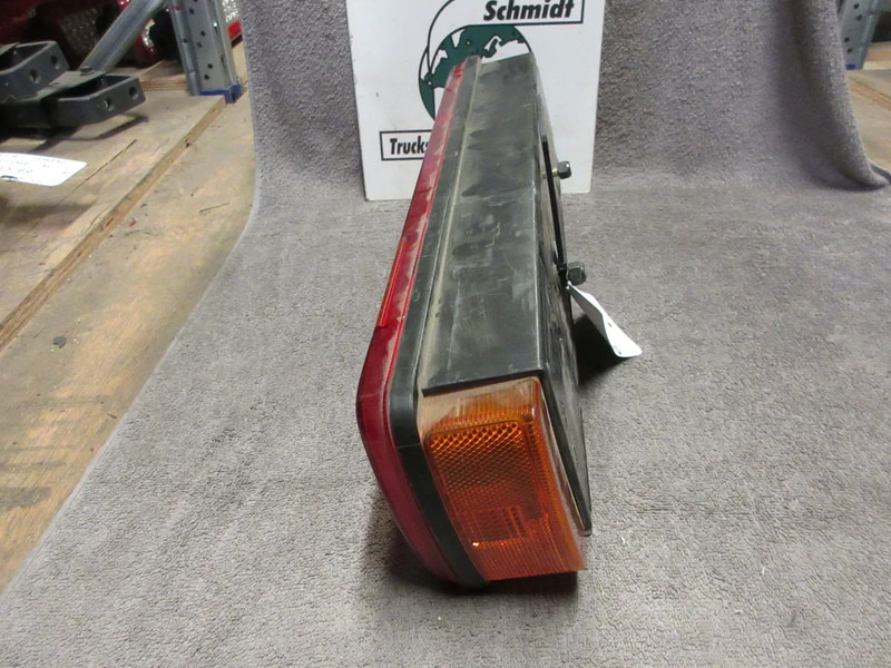 Scania 1545607 SCANIA R 420 EURO 5 RECHTS - Farol traseiros por Camião: foto 4 Scania 1545607 SCANIA R 420 EURO 5 RECHTS - Farol traseiros por Camião: foto 4