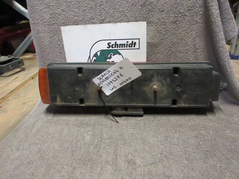 Scania 1792376 // 1792375 //ACHTERLAMP SCANIA R 450 EURO 6 RECHTS & LINKS - Farol traseiros por Camião: foto 3 Scania 1792376 // 1792375 //ACHTERLAMP SCANIA R 450 EURO 6 RECHTS & LINKS - Farol traseiros por Camião: foto 3