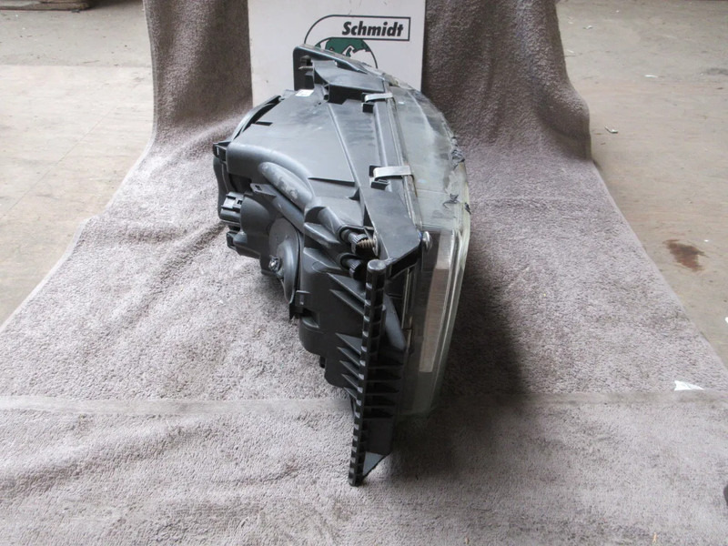 Scania 1949890/2416105 KOPLAMP R 520 LINKS XENON EURO 6 - Farol dianteira por Camião: foto 5 Scania 1949890/2416105 KOPLAMP R 520 LINKS XENON EURO 6 - Farol dianteira por Camião: foto 5