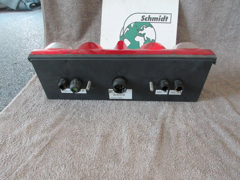 Schmitz Cargobull 1008680//25-6010-50 ACHTERLAMP NIEUWE !!!! - Farol traseiros por Camião: foto 3 Schmitz Cargobull 1008680//25-6010-50 ACHTERLAMP NIEUWE !!!! - Farol traseiros por Camião: foto 3
