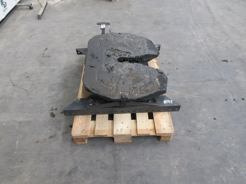 Volvo 21587522 // SAF HOLLAND G50-X D 152,3 U20,0 SK-S 3620 21587522 // SAF HOLLAND G50-X D 152,3 U20,0 SK-S 3620 MODEL 2023 - Quinta-roda por Camião: foto 3 Volvo 21587522 // SAF HOLLAND G50-X D 152,3 U20,0 SK-S 3620 21587522 // SAF HOLLAND G50-X D 152,3 U20,0 SK-S 3620 MODEL 2023 - Quinta-roda por Camião: foto 3