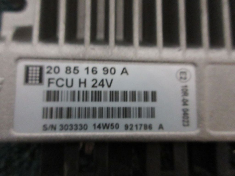 Volvo FL210 20851690 FCU REGELEENHEID EURO 6 - Sistema elétrico por Camião: foto 2 Volvo FL210 20851690 FCU REGELEENHEID EURO 6 - Sistema elétrico por Camião: foto 2