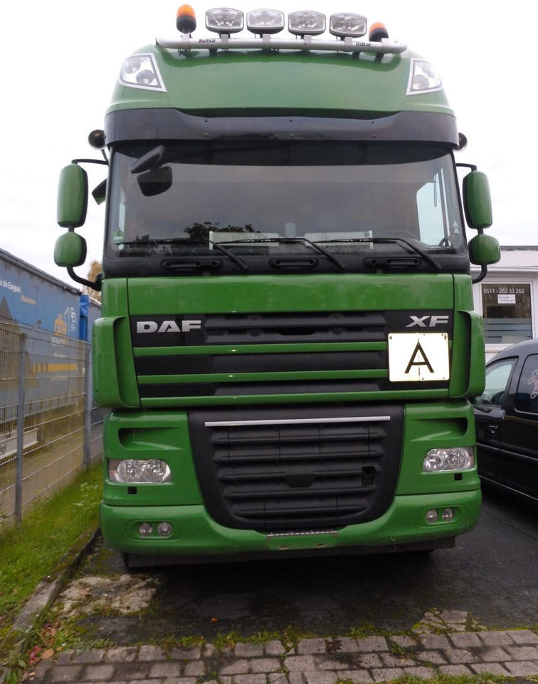 DAF XF 510 aus Werkverkehr 6 x 2 510PS Top-Zustan - Camião polibenne: foto 4 DAF XF 510 aus Werkverkehr 6 x 2 510PS Top-Zustan - Camião polibenne: foto 4