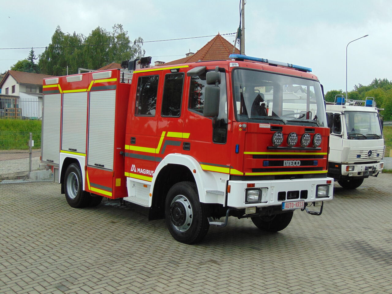 IVECO EuroFire 140E24 4x4 MAGIRUS - Carro de bombeiro: foto 2 IVECO EuroFire 140E24 4x4 MAGIRUS - Carro de bombeiro: foto 2