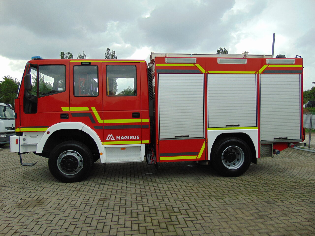 IVECO EuroFire 140E24 4x4 MAGIRUS - Carro de bombeiro: foto 5 IVECO EuroFire 140E24 4x4 MAGIRUS - Carro de bombeiro: foto 5