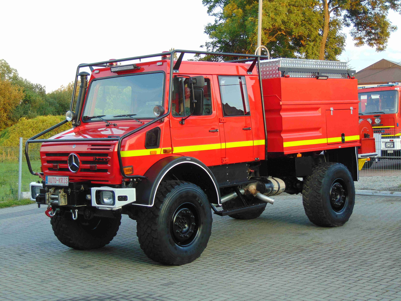 MERCEDES-BENZ Unimog U5000 4x4 DESAUTEL - 5000 WATER !!! - Carro de bombeiro: foto 1 MERCEDES-BENZ Unimog U5000 4x4 DESAUTEL - 5000 WATER !!! - Carro de bombeiro: foto 1