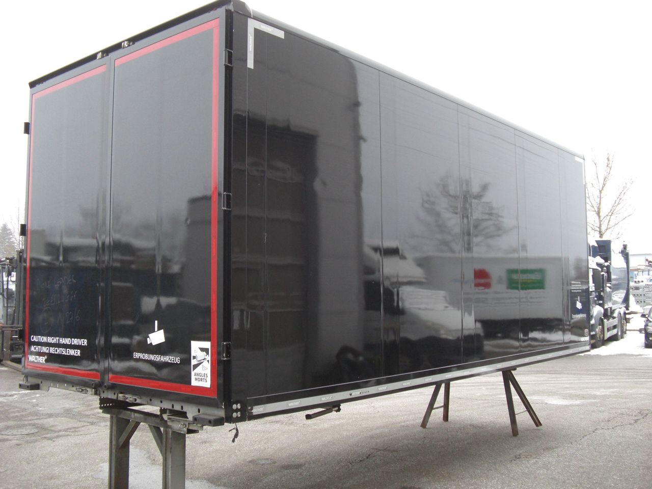 Walther Kofferaufbau neuwerig für MAN 12-15T aus 2020 - Carroçaria para furgões: foto 2 Walther Kofferaufbau neuwerig für MAN 12-15T aus 2020 - Carroçaria para furgões: foto 2