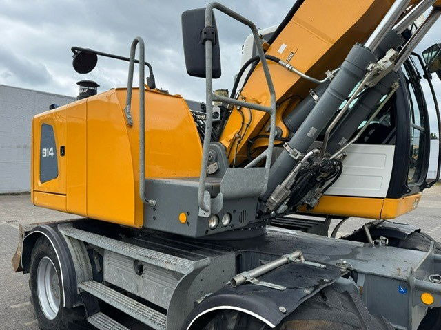 Liebherr A914 Rototilt - Escavadeira de rodas: foto 5 Liebherr A914 Rototilt - Escavadeira de rodas: foto 5