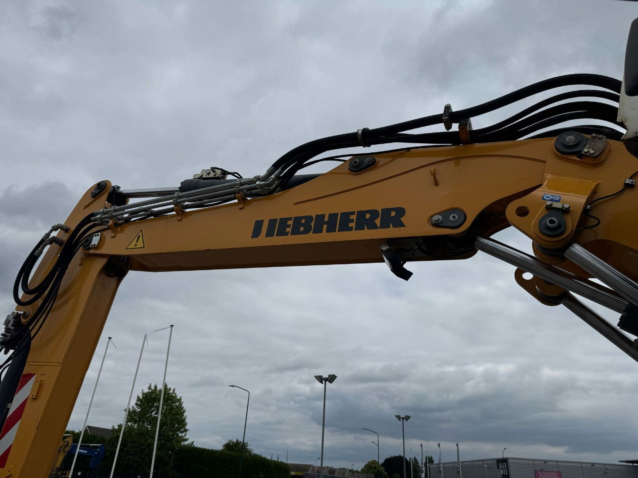 Escavadeira de rodas Liebherr A914 Rototilt: foto 16