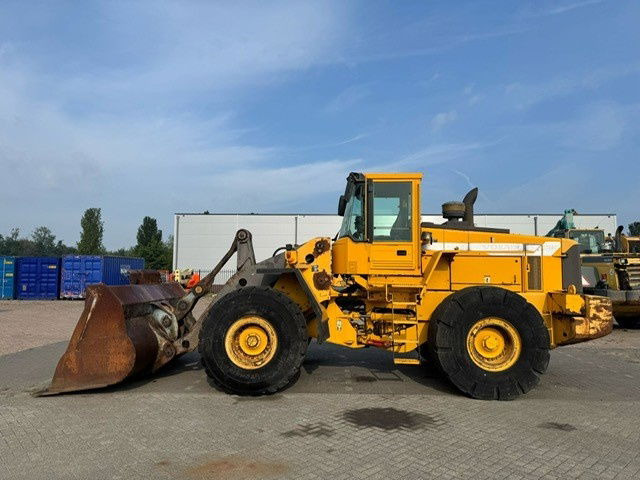 Volvo L180C - Pá carregadora de rodas: foto 1 Volvo L180C - Pá carregadora de rodas: foto 1