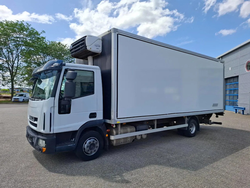 Iveco EuroCargo 120 / COOL TRUCK / CARRIER XARIOS 600 / PLATFORM 2000KG / ONLY:340634 KM / AIRCO / MANUAL / EURO-6 / 2014 - Camião isotérmico: foto 1 Iveco EuroCargo 120 / COOL TRUCK / CARRIER XARIOS 600 / PLATFORM 2000KG / ONLY:340634 KM / AIRCO / MANUAL / EURO-6 / 2014 - Camião isotérmico: foto 1