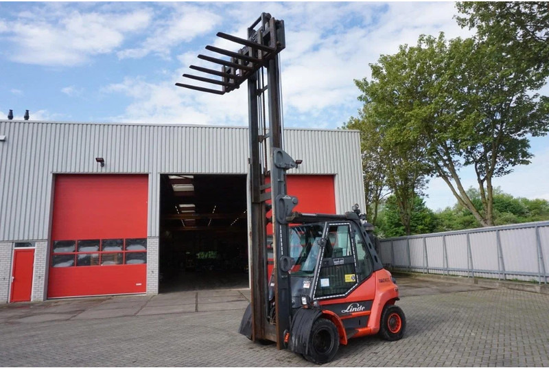 Linde H80D-02 / FORKLIFT / 6X ADJUSTABLE FORK - Empilhadeira a diesel: foto 2 Linde H80D-02 / FORKLIFT / 6X ADJUSTABLE FORK - Empilhadeira a diesel: foto 2