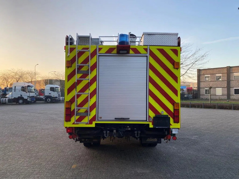 Mercedes-Benz 1124 AF / 4X4 / GERMAN TRUCK / WATERTANK 2400 LITER+POMP / GOOD CONDITION / ONLY:25235 KM / MARGE / MANUAL / 1996 - Carro de bombeiro: foto 4 Mercedes-Benz 1124 AF / 4X4 / GERMAN TRUCK / WATERTANK 2400 LITER+POMP / GOOD CONDITION / ONLY:25235 KM / MARGE / MANUAL / 1996 - Carro de bombeiro: foto 4