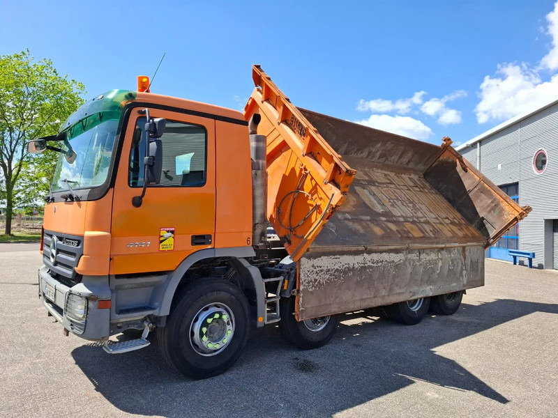 Mercedes-Benz Actros 4141 / 3SIDE MEILLER TIPPER / FULL-STEEL / DRUM BRAKES / ONLY:535937 KM / 2XSTEERING AXLE / AIRCO / AUTOMATIC / EURO-3 / - Camião basculante: foto 2 Mercedes-Benz Actros 4141 / 3SIDE MEILLER TIPPER / FULL-STEEL / DRUM BRAKES / ONLY:535937 KM / 2XSTEERING AXLE / AIRCO / AUTOMATIC / EURO-3 / - Camião basculante: foto 2