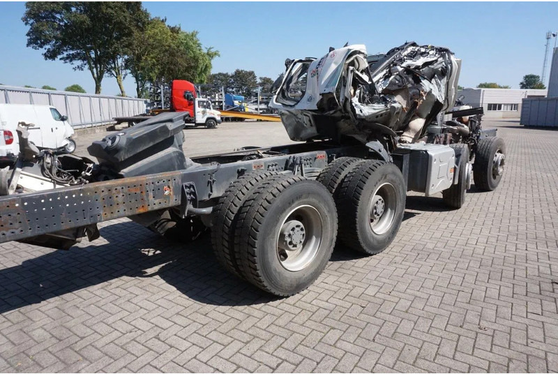 Renault C460 / 8X4 / BIG AXLE / FULL STEEL / 2 X LENKACHSE / EURO-6 / 2022 - Camião chassi: foto 4 Renault C460 / 8X4 / BIG AXLE / FULL STEEL / 2 X LENKACHSE / EURO-6 / 2022 - Camião chassi: foto 4