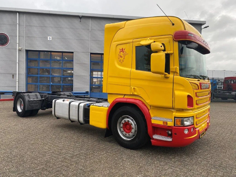 Scania P250 / NL TRUCK / LWDS / FULL-AIR / GOOD CONDITION / AUTOMATIC / EURO-6 / 2015 - Camião chassi: foto 2 Scania P250 / NL TRUCK / LWDS / FULL-AIR / GOOD CONDITION / AUTOMATIC / EURO-6 / 2015 - Camião chassi: foto 2