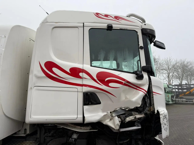 Leasing de Scania R480 / ENGINE RUNING / RETARDER / 4 COMPARTIMENTS / 18000 LITER TOTAAL / LIFT+LENKACHSE / AUTOMATIC / EURO-5 / 2009 Scania R480 / ENGINE RUNING / RETARDER / 4 COMPARTIMENTS / 18000 LITER TOTAAL / LIFT+LENKACHSE / AUTOMATIC / EURO-5 / 2009: foto 5