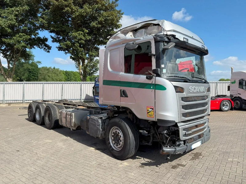 Scania R490 / 8X4 / ENGINE RUNNING / RETARDER / 9 TON FRONT AXLE / LIFT+LENKACHSE / AUTOMATIC / EURO-6 / 2017 - Camião chassi: foto 2 Scania R490 / 8X4 / ENGINE RUNNING / RETARDER / 9 TON FRONT AXLE / LIFT+LENKACHSE / AUTOMATIC / EURO-6 / 2017 - Camião chassi: foto 2