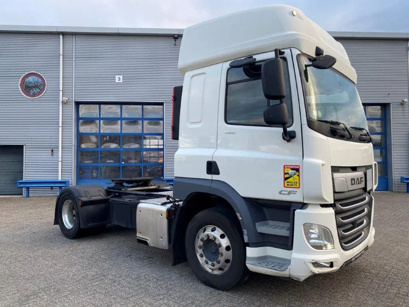 DAF CF450 / ADR / INTARDER / LWDS / ONLY:423325 KM / PARKCOOL / AUTOMATIC / EURO-6 / 2018 - Tractor: foto 2 DAF CF450 / ADR / INTARDER / LWDS / ONLY:423325 KM / PARKCOOL / AUTOMATIC / EURO-6 / 2018 - Tractor: foto 2