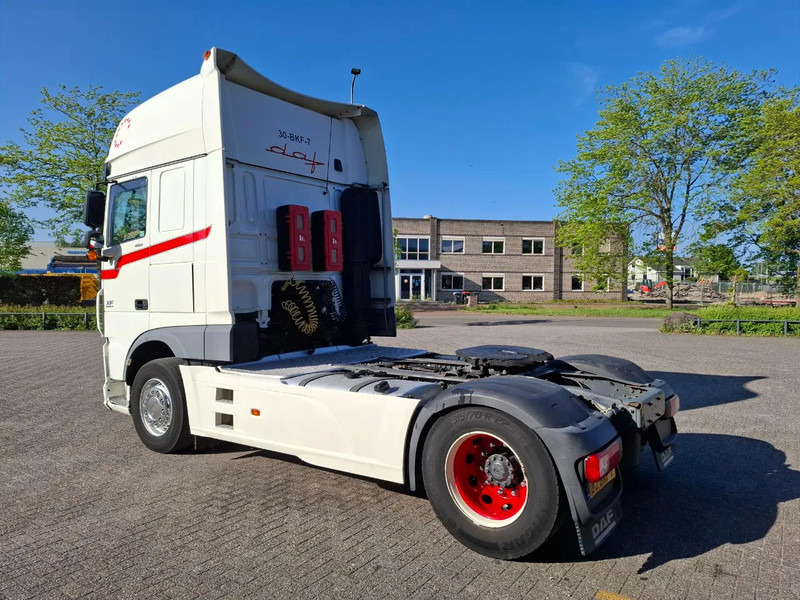 DAF XF106-460 / INTARDER / TUV:28-11-2025 / GVW:50TON / NL TRUCK / ADR / FULL SPOILER / NAVI / FRIDGE / AUTOMATIC / EURO-6 / 2014 - Tractor: foto 3 DAF XF106-460 / INTARDER / TUV:28-11-2025 / GVW:50TON / NL TRUCK / ADR / FULL SPOILER / NAVI / FRIDGE / AUTOMATIC / EURO-6 / 2014 - Tractor: foto 3