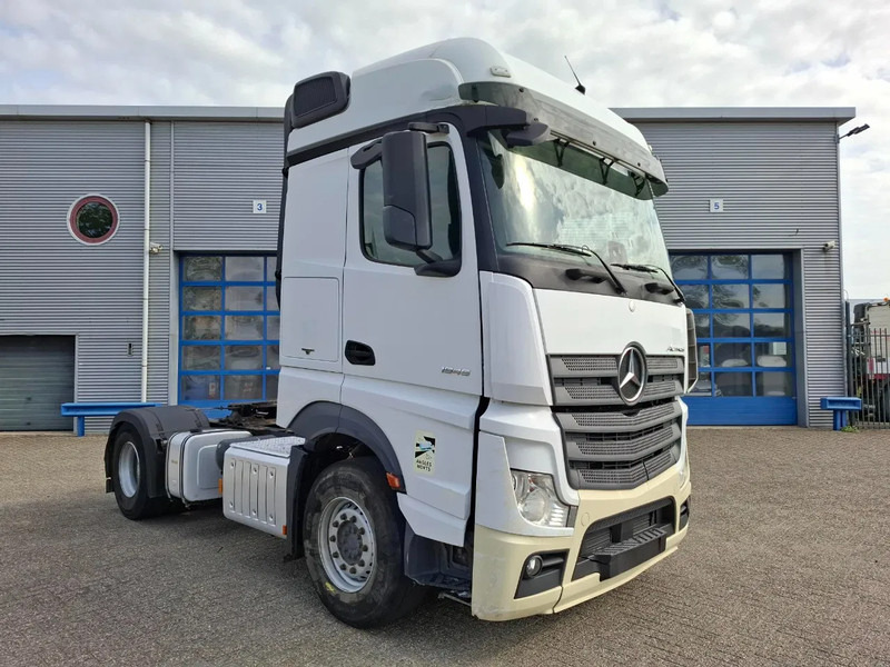 Mercedes-Benz Actros 1945 / HYDRAULICS / LWDS / GEN2 V2 TACHO / 2XBED / FRIDGE / AUTOMATIC / EURO-6 / 2018 - Tractor: foto 2 Mercedes-Benz Actros 1945 / HYDRAULICS / LWDS / GEN2 V2 TACHO / 2XBED / FRIDGE / AUTOMATIC / EURO-6 / 2018 - Tractor: foto 2