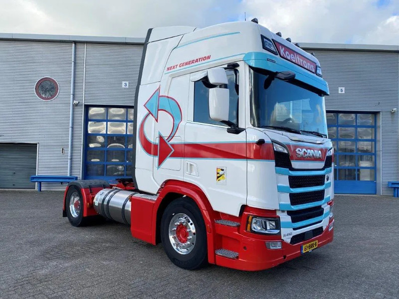 Scania NGS R410 / RETARDER / PARKCOOL / NL TRUCK / LNG / LEATHER / ALCOA / AUTOMATIC / EURO-6 / 2021 / 2X ON STOCK - Tractor: foto 2 Scania NGS R410 / RETARDER / PARKCOOL / NL TRUCK / LNG / LEATHER / ALCOA / AUTOMATIC / EURO-6 / 2021 / 2X ON STOCK - Tractor: foto 2