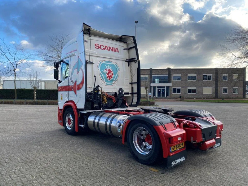 Scania NGS R410 / RETARDER / PARKCOOL / NL TRUCK / LNG / LEATHER / ALCOA / AUTOMATIC / EURO-6 / 2021 / 2X ON STOCK - Tractor: foto 3 Scania NGS R410 / RETARDER / PARKCOOL / NL TRUCK / LNG / LEATHER / ALCOA / AUTOMATIC / EURO-6 / 2021 / 2X ON STOCK - Tractor: foto 3
