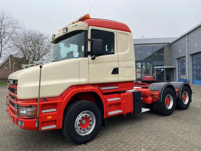 Scania T144-460 / HYDRAULICS / RETARDER / BIG AXLE / FULL STEEL / BELGIUM TRUCK / VERY NICE STATE / ONLY 449974-KM / 6X4 / EURO2 / 2001 - Tractor: foto 1 Scania T144-460 / HYDRAULICS / RETARDER / BIG AXLE / FULL STEEL / BELGIUM TRUCK / VERY NICE STATE / ONLY 449974-KM / 6X4 / EURO2 / 2001 - Tractor: foto 1