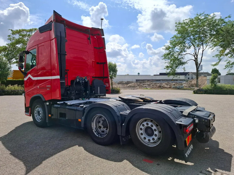 Volvo FH4-500 / VEB+ / ACC / LWDS / FRIDGE / FULL-AIR / 719722 KM / AUTOMATIC / EURO-6 / 2018 - Tractor: foto 3 Volvo FH4-500 / VEB+ / ACC / LWDS / FRIDGE / FULL-AIR / 719722 KM / AUTOMATIC / EURO-6 / 2018 - Tractor: foto 3