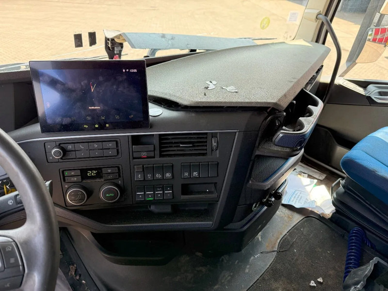 Leasing de Volvo FH5-500 / ENGINE RUNNING / TURBO COMPOUND / ONLY:434243 KM / VEB+ / PARKCOOL / DOUBLE TANK / EURO-6 / 2021 Volvo FH5-500 / ENGINE RUNNING / TURBO COMPOUND / ONLY:434243 KM / VEB+ / PARKCOOL / DOUBLE TANK / EURO-6 / 2021: foto 17