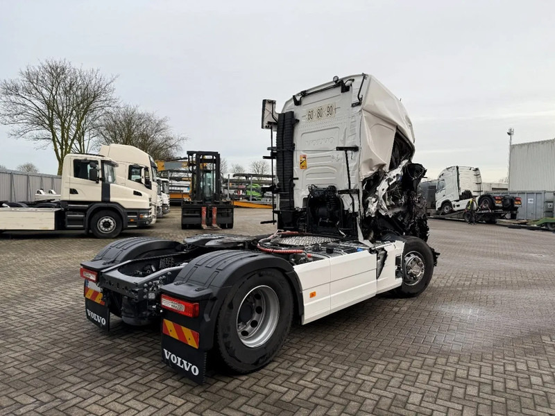 Volvo FH5-500 / RETARDER / HYDRAULICS / ONLY:33000 KM / I-PARKCOOL / VEB+ / AUTOMATIC / EURO-6 / 2025 - Tractor: foto 5 Volvo FH5-500 / RETARDER / HYDRAULICS / ONLY:33000 KM / I-PARKCOOL / VEB+ / AUTOMATIC / EURO-6 / 2025 - Tractor: foto 5