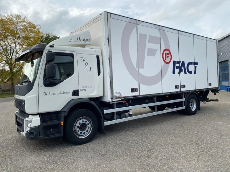 Volvo FE320 ONLY-463904-KM / CLOSED BOX / LOAD LIFT / AUTOMATIC / SIDE DOORS / EURO-6 / 2014 - Camião furgão: foto 1 Volvo FE320 ONLY-463904-KM / CLOSED BOX / LOAD LIFT / AUTOMATIC / SIDE DOORS / EURO-6 / 2014 - Camião furgão: foto 1
