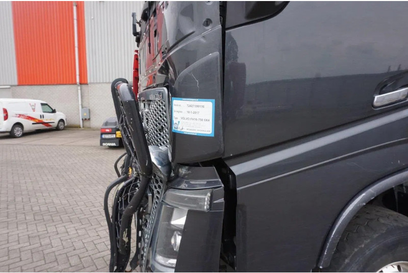 Leasing de Volvo FH16-750 / ENGINE RUNNING / 6x4 / RETARDER / BIG AXLE / VEB+ / PALFINGER FD250 / EURO-6 / 2016 Volvo FH16-750 / ENGINE RUNNING / 6x4 / RETARDER / BIG AXLE / VEB+ / PALFINGER FD250 / EURO-6 / 2016: foto 11